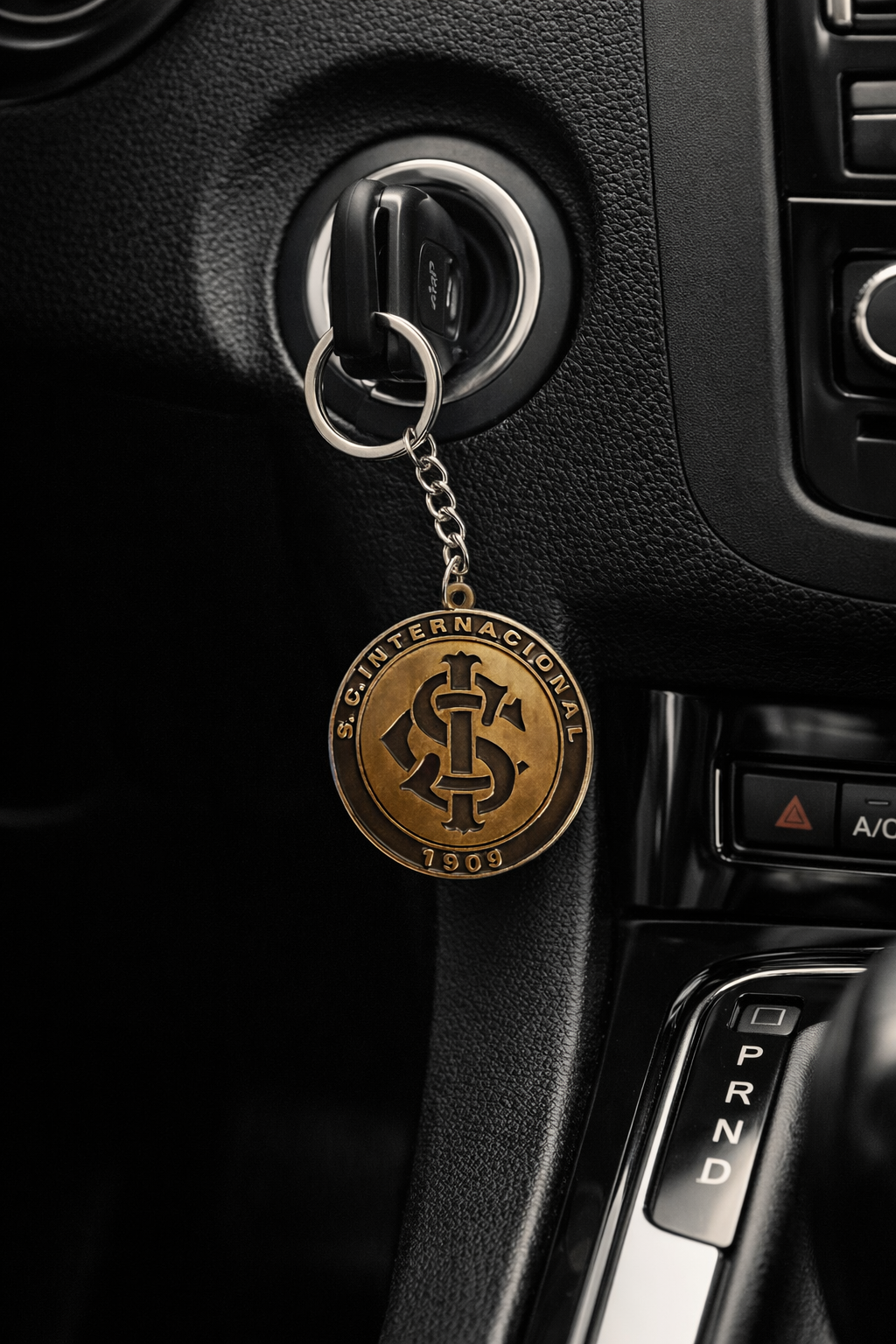 Metal Internacional Keychain – 4cm x 3cm