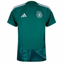 Goalkeeper kit