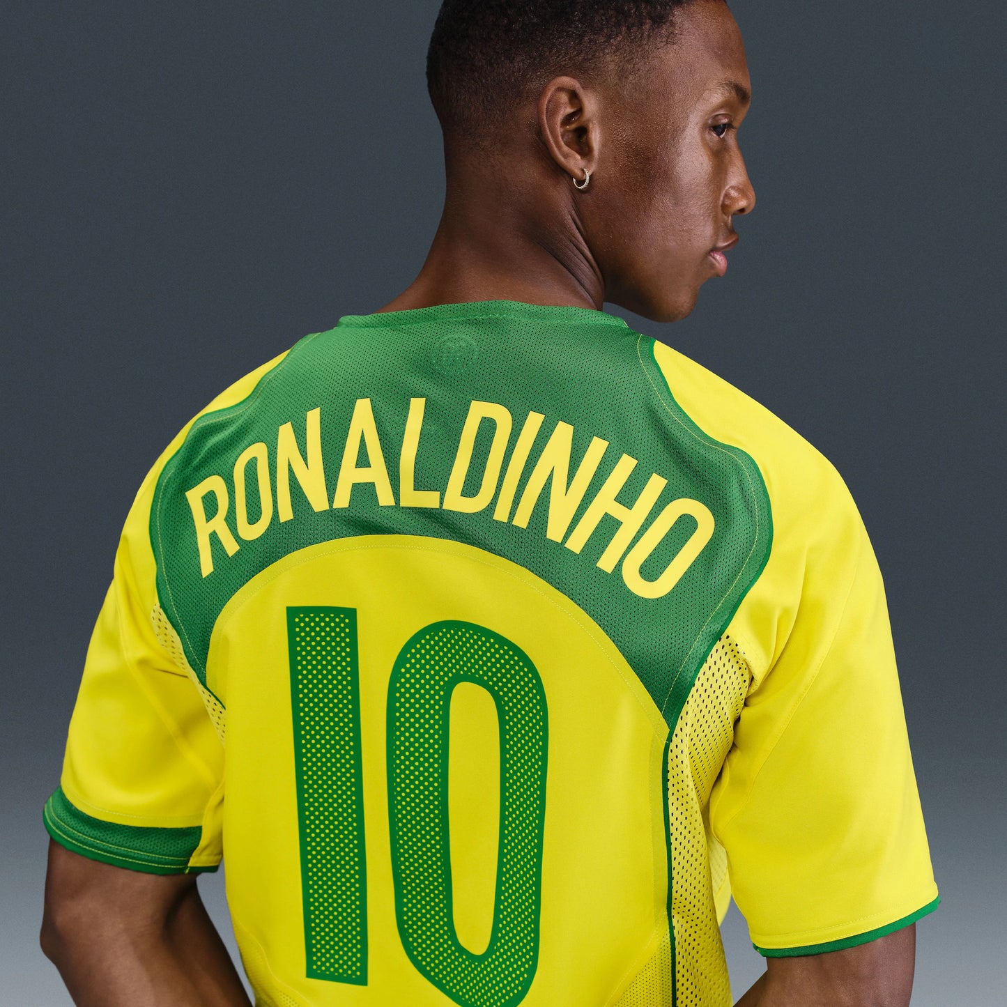 Brazil 2026 Retro Jersey Soccer Ronaldinho - Total 90