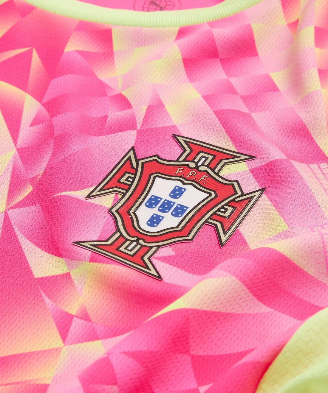 Portugal Goalkeeper Jersey Pink 26-27