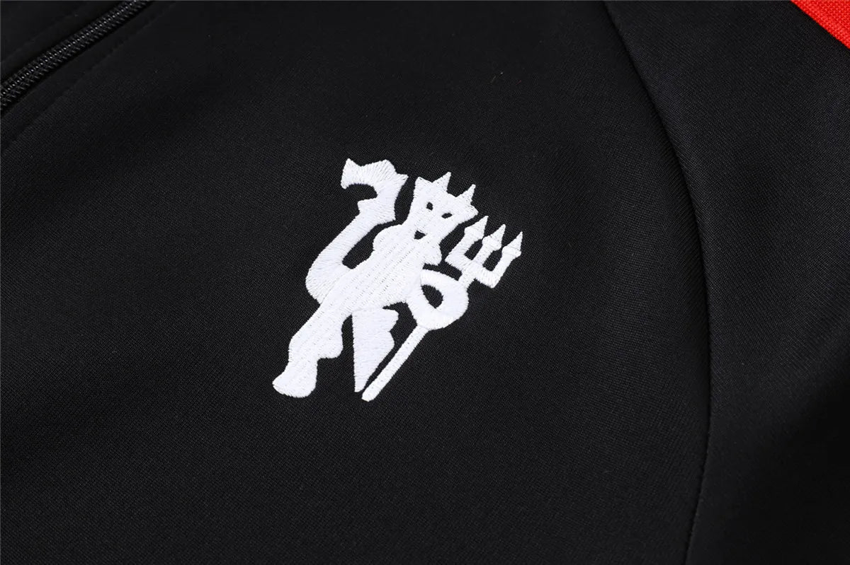 Manchester United Tracksuit Kit Black 2026/27 Full Ziper
