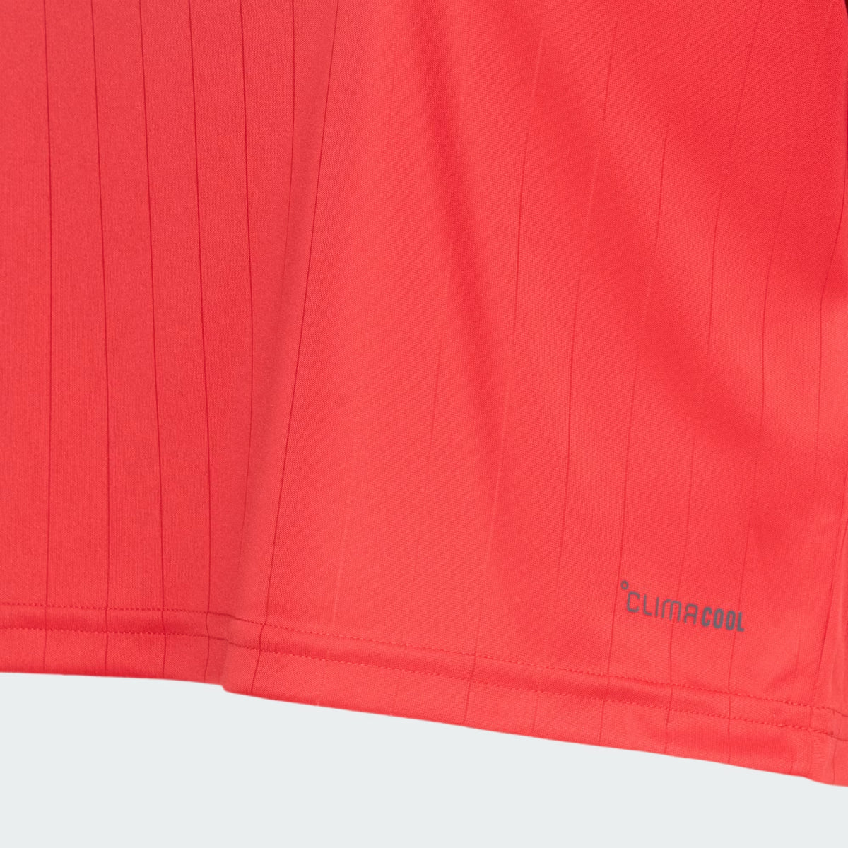 Internacional Home Cropped 26-27 Women