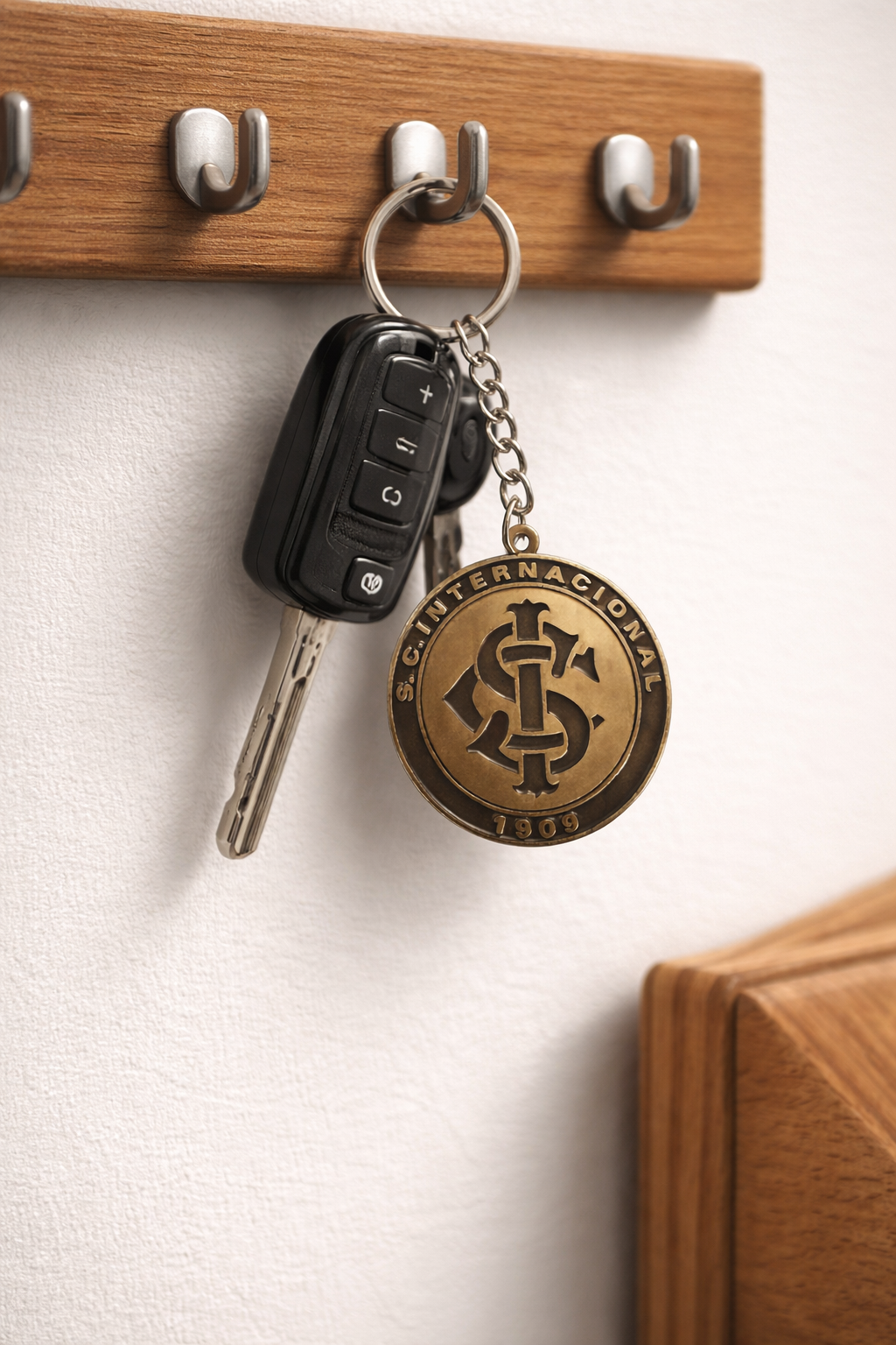 Metal Internacional Keychain – 4cm x 3cm