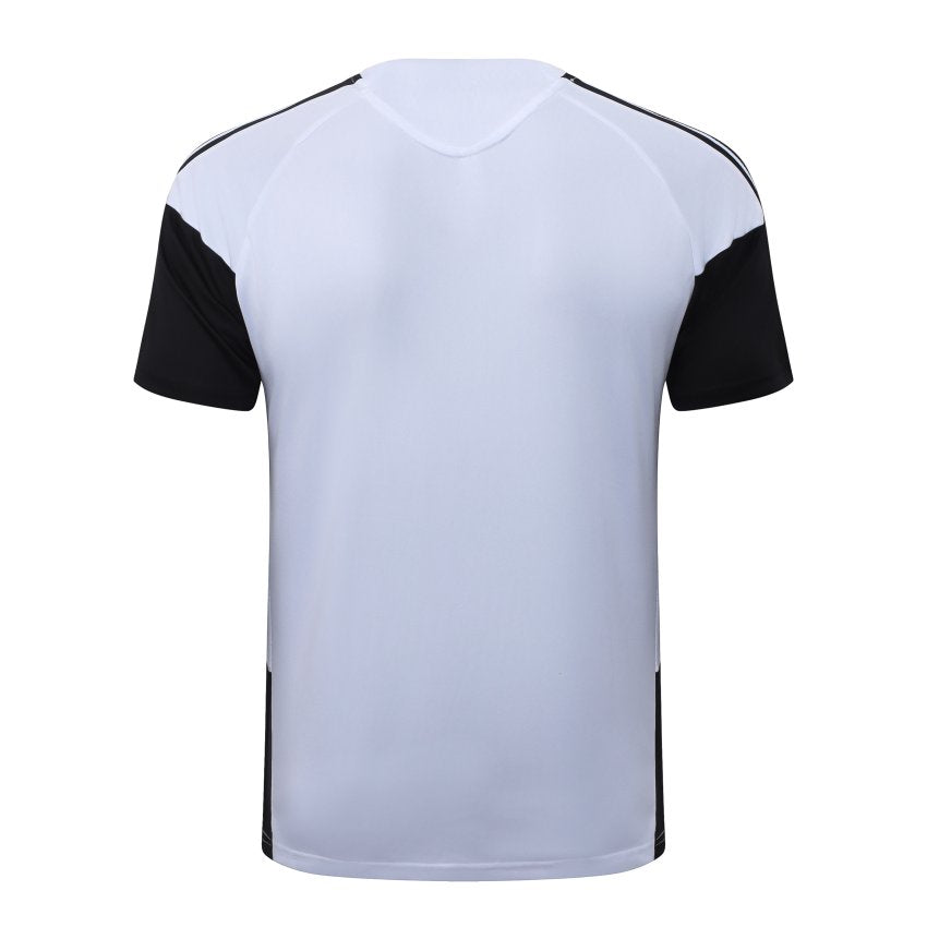 Liverpool Training Kit White/Black 26/27