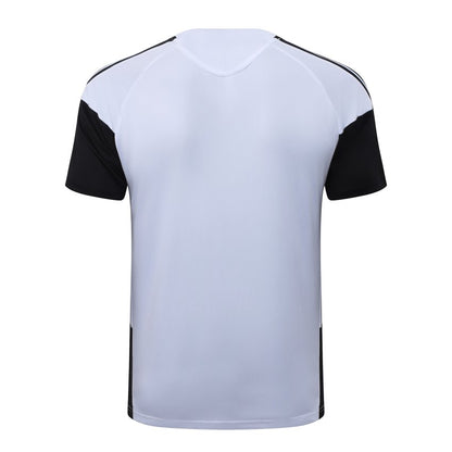 Liverpool Training Kit White/Black 26/27
