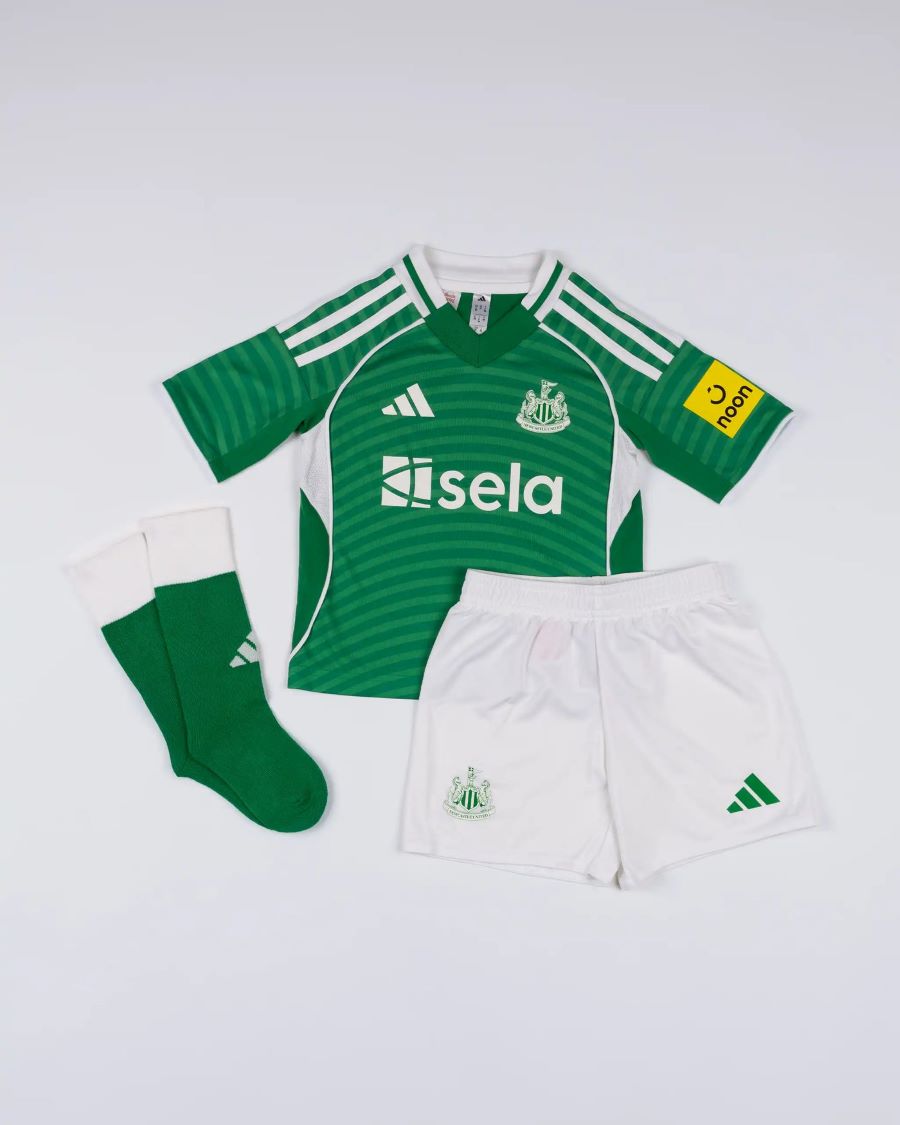 Newcastle United Away Kids Kit 25/26