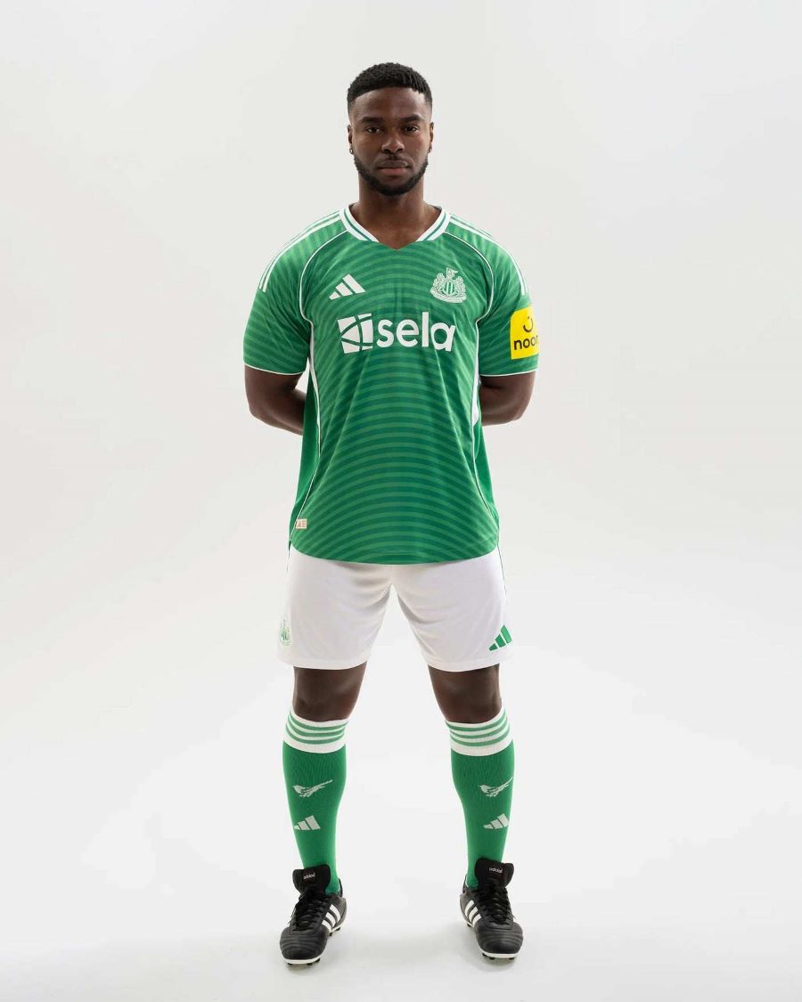 Newcastle United Away Jersey 25/26 (Player Version)