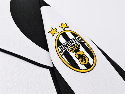 Juventus Home Long Sleeve Retro Jersey 1997-98