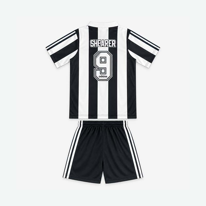 Newcastle United Home Retro Kids Kit 1995-1997
