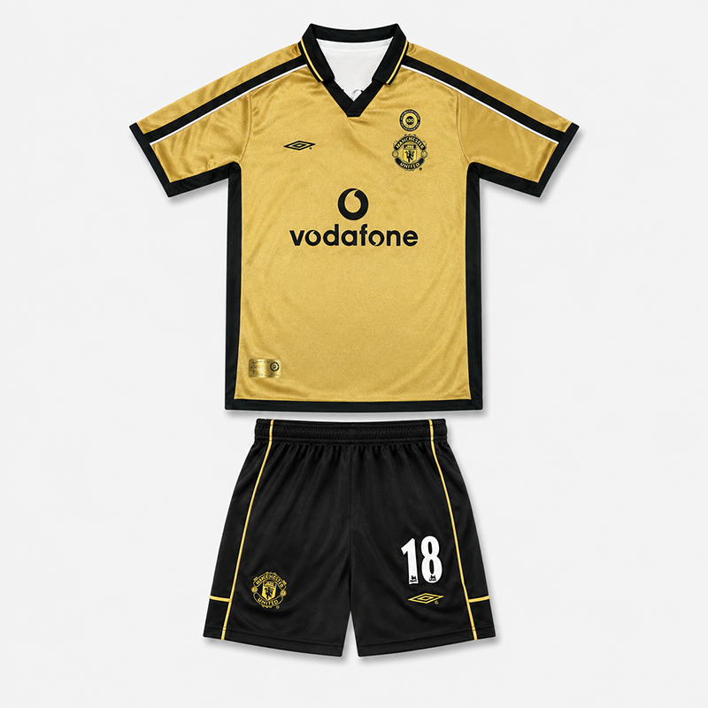 Manchester United 100 Years Centenary Reversible Kids Kit