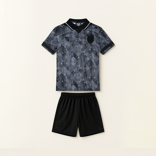 England Blackout Retro Kids Kit 1990